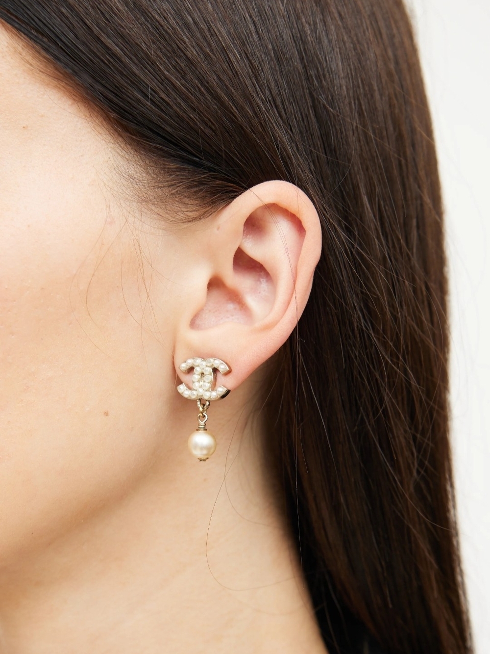 Gold CC Logo Pearl Drop Earrings in Cream and Gold.Comes, W, LUXURYCC Box& Bag,